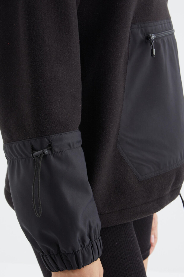 Siyah Etek Ucu Büzgülü Yarım Fermuarlı Oversize Kadın Polar Sweatshirt - 97238 - 8
