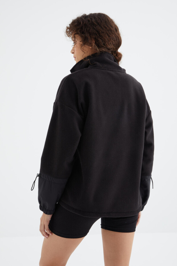 Siyah Etek Ucu Büzgülü Yarım Fermuarlı Oversize Kadın Polar Sweatshirt - 97238 - 9