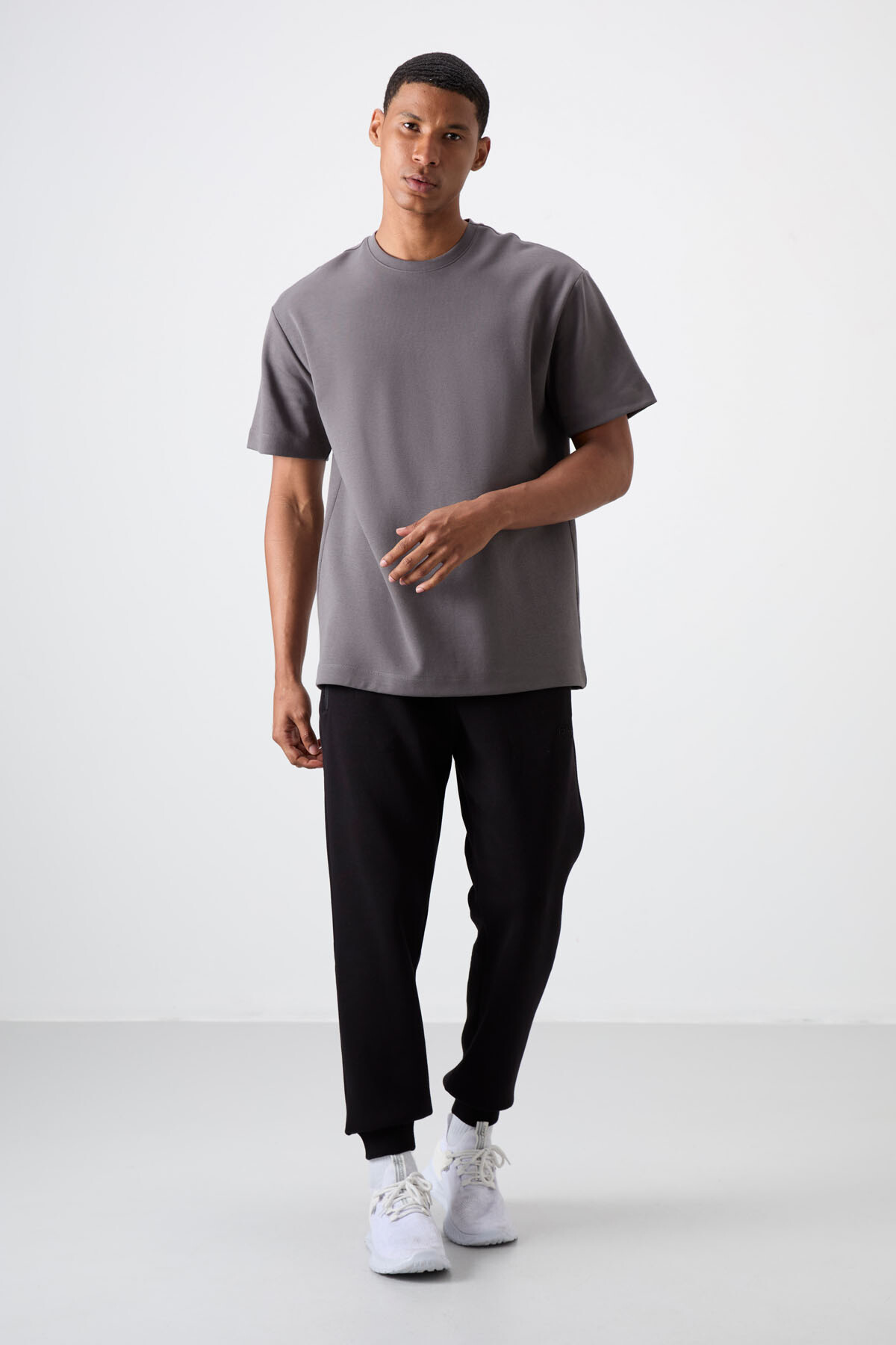 Cesar Siyah Cepli Şardonlu Erkek Eşofman Alt - 84929 - Air Jones