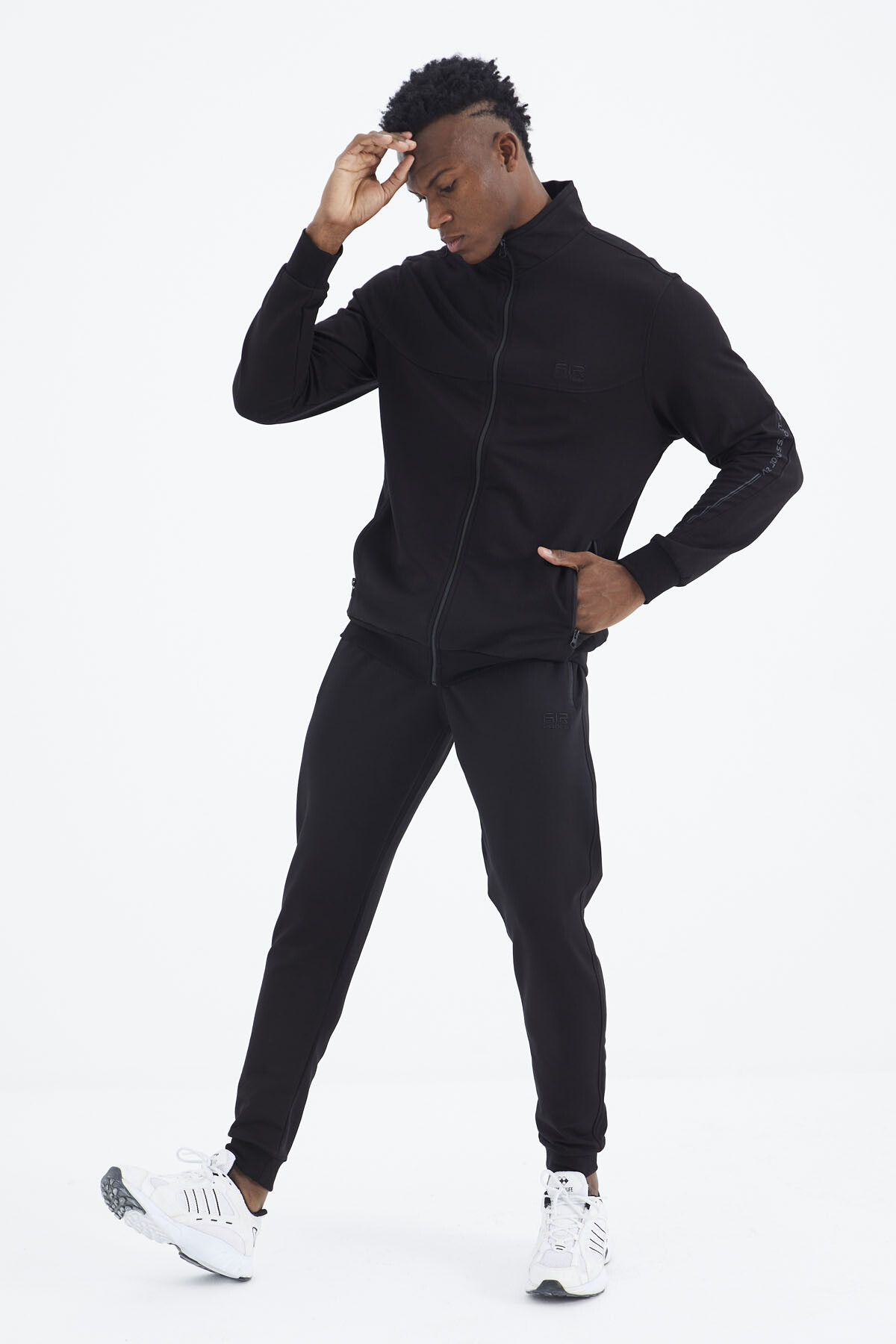 Igor Siyah Standart Kalıp Eşofman Takım - 85229 - Air Jones (1)