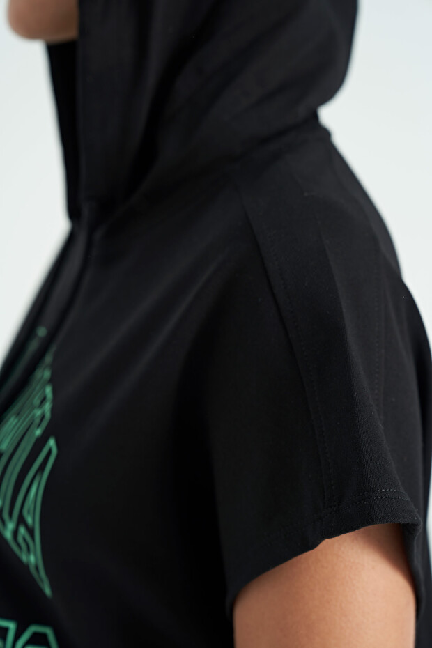 Siyah Kapüşonlu Kısa Kollu Rahat Kalıp Etek Yırtmaçlı Kadın Sweatshirt - 02114