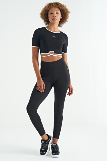 Siyah Logo Baskı Detaylı Yüksek Bel Dalgıç Kumaş Slim Fit Kadın Tayt - 94627 - TOMMYLIFE (1)