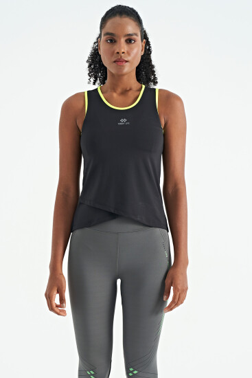 Siyah Logo Baskılı Biye Şeritli Standart Kalıp Kadın Spor Atlet - 97255 - TOMMYLIFE (1)