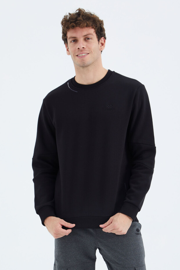 Siyah O Yaka Kol Şerit Detaylı Basic Rahat Kalıp Erkek Sweatshirt - 88293