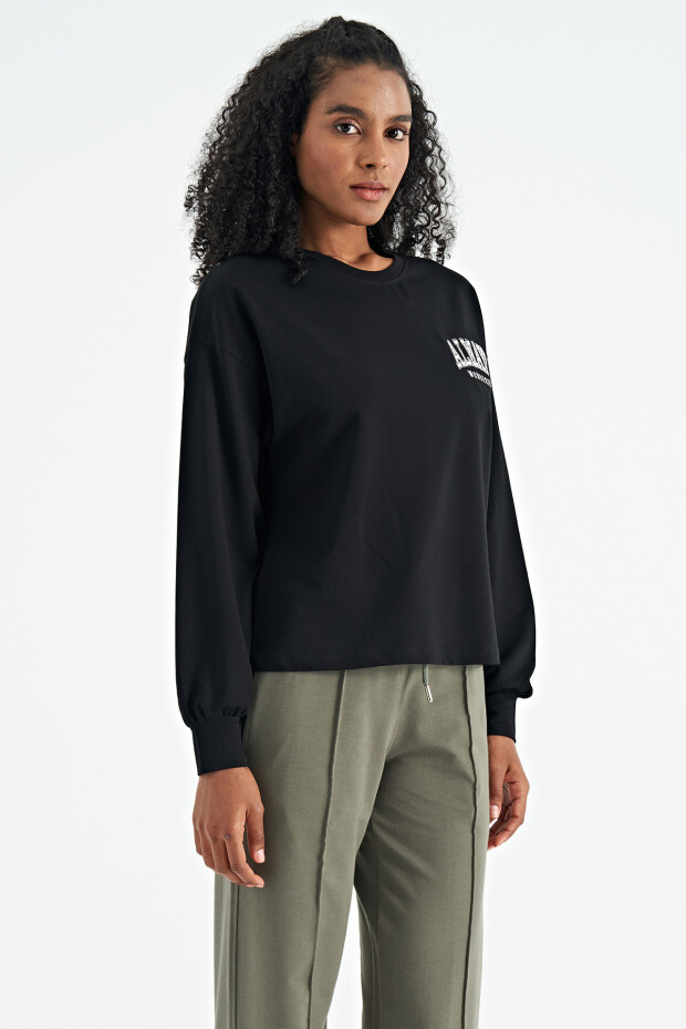 Siyah O Yaka Nakış Detaylı Crop Basic Kadın Sweatshirt - 02116