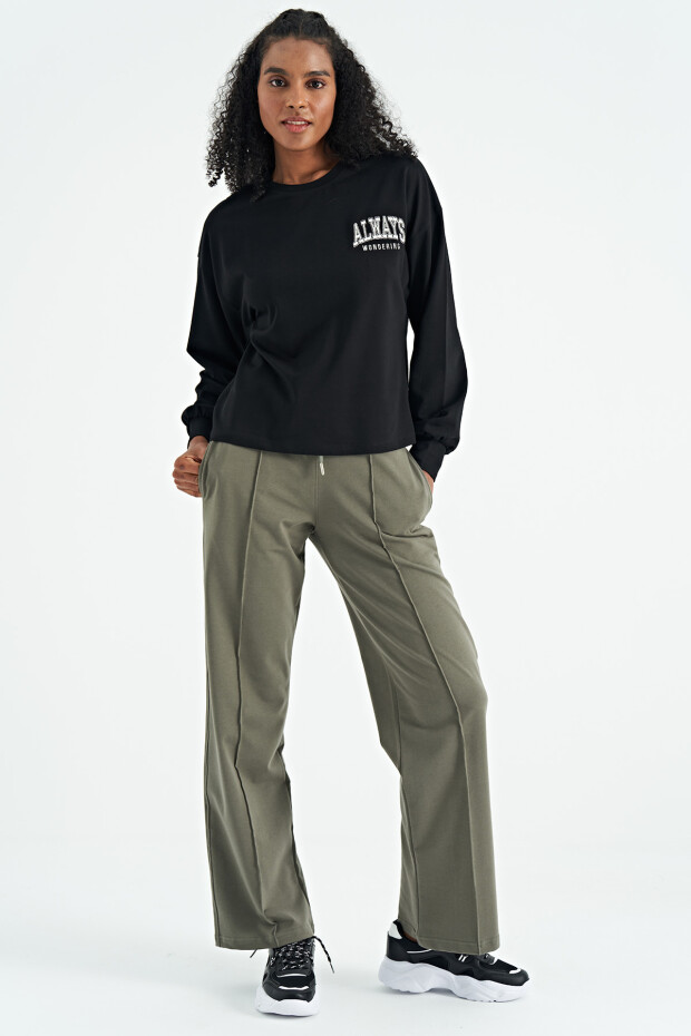 Siyah O Yaka Nakış Detaylı Crop Basic Kadın Sweatshirt - 02116