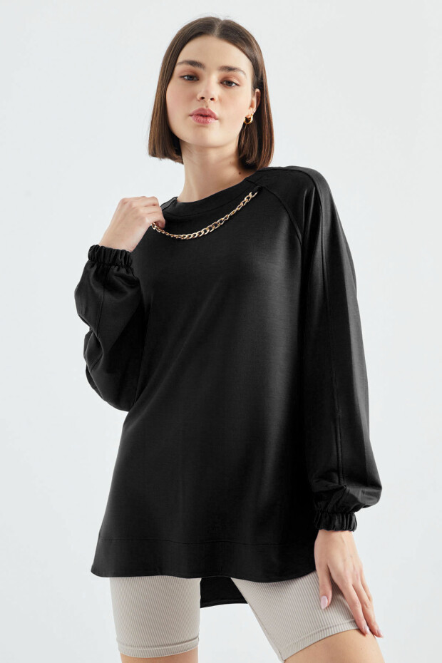 Siyah O Yaka Zincir Detaylı Oversize Kadın Tunik Sweatshirt - 02383