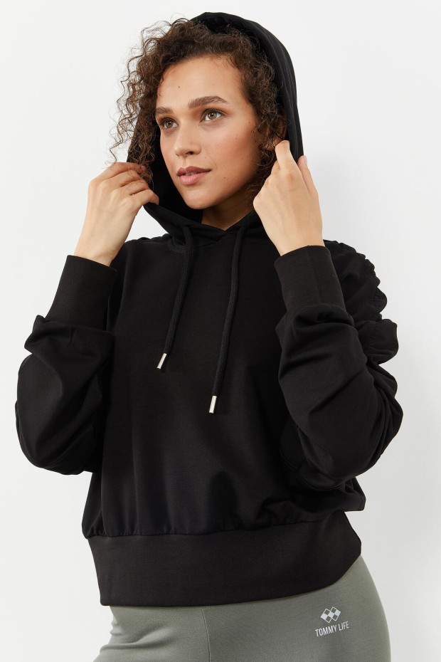 Siyah Omuz Büzgü Detaylı Balon Kol Rahat Form Kadın Sweatshirt - 97166