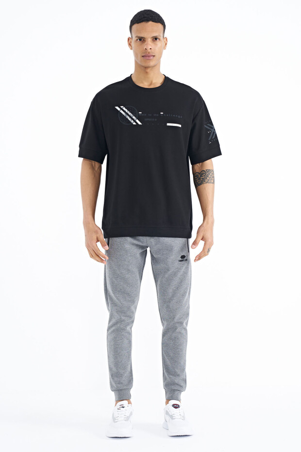 Siyah Ön ve Kol Baskı Detaylı O Yaka Oversize Erkek T-shirt - 88180