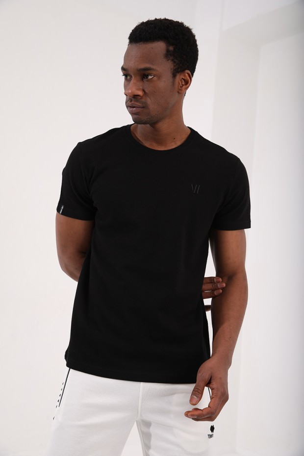 Siyah Petek Dokulu Çift Ok Logolu Standart Kalıp O Yaka Erkek T-Shirt - 87921