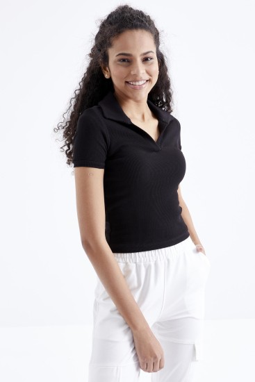 Siyah Polo Yaka Basic Kısa Kollu Kadın Crop Top T-Shirt - 97208 