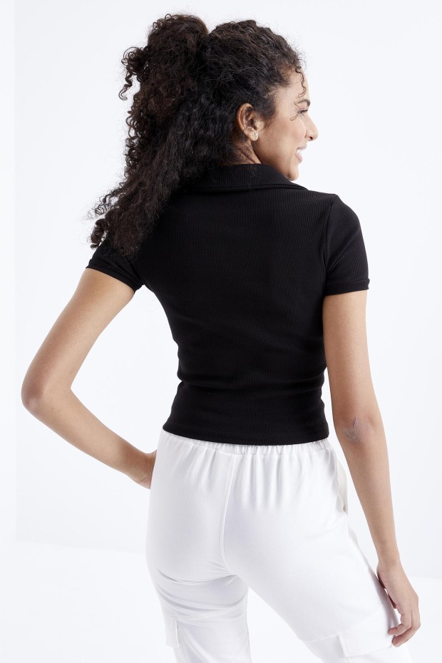 Siyah Polo Yaka Basic Kısa Kollu Kadın Crop Top T-Shirt - 97208