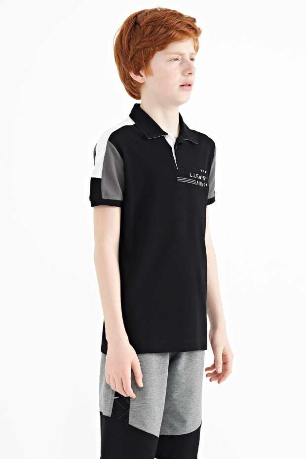 Siyah Renk Bloklu Omuz Garni Detaylı Standart Kalıp Erkek Çocuk T-Shirt - 11155