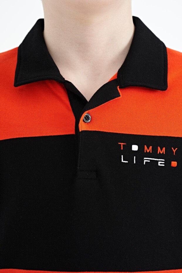 Siyah Renk Bloklu Yazı Nakışlı Standart Kalıp Polo Yaka Erkek Çocuk T-Shirt - 11095