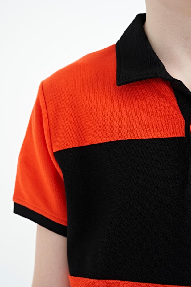 Siyah Renk Bloklu Yazı Nakışlı Standart Kalıp Polo Yaka Erkek Çocuk T-Shirt - 11095