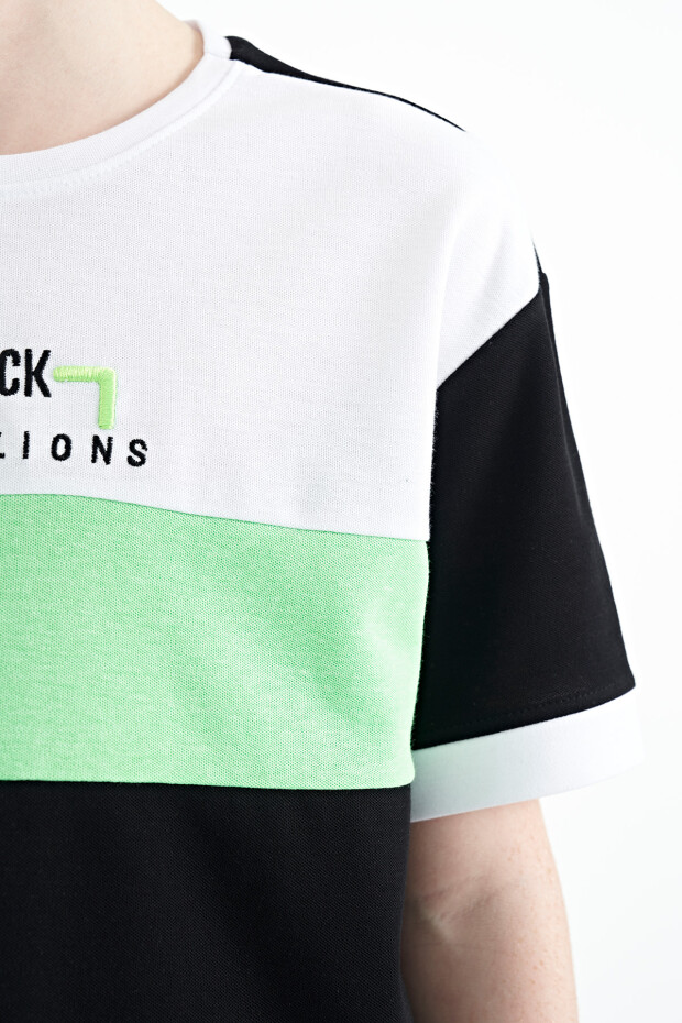 Siyah Renk Geçişli Nakışlı Oversize Erkek Çocuk T-Shirt - 11159 - 8