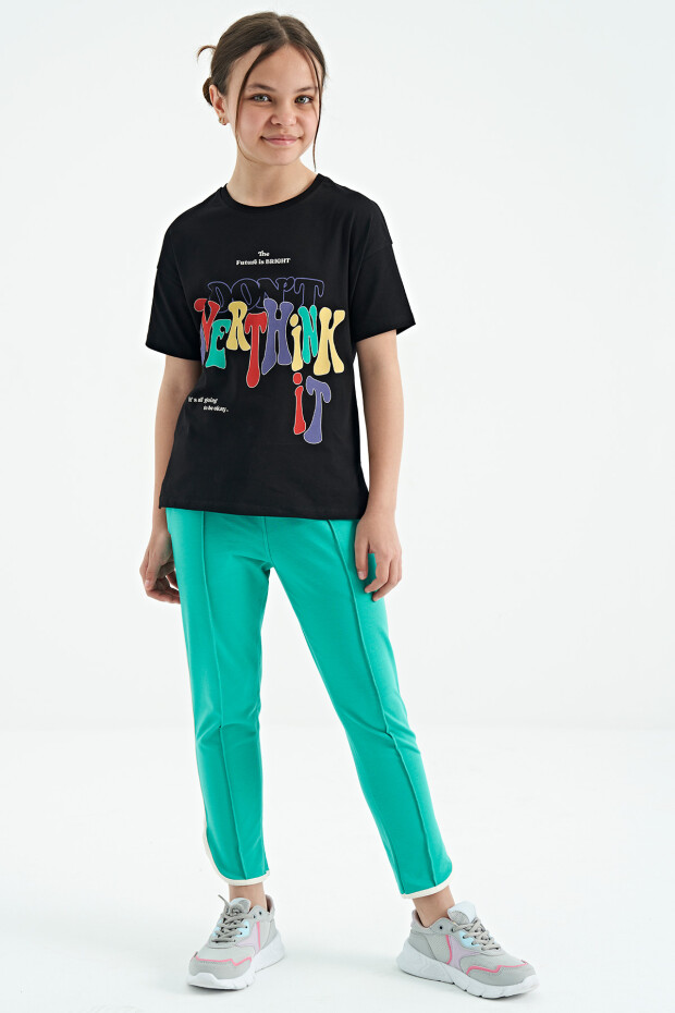 Siyah Renki Yazı Baskılı O Yaka Oversize Kısa Kollu Kız Çocuk T-Shirt - 75112