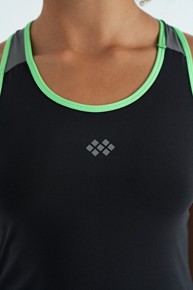 Siyah Sırt Detaylı Baskılı Standart Kalıp Kadın Atlet - 97269 - 6