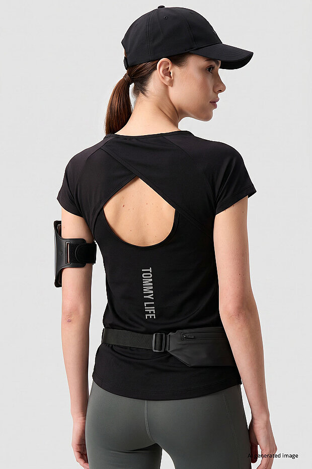 Siyah Sırt Pencereli Kısa Kol Standart Kalıp O Yaka Kadın T-Shirt - 97101 - 5
