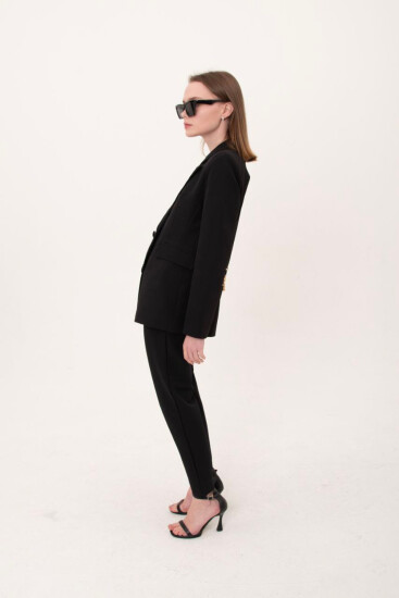 Siyah Sırt Zincir Detaylı Kadın Ceket - 02055 - Thumbnail