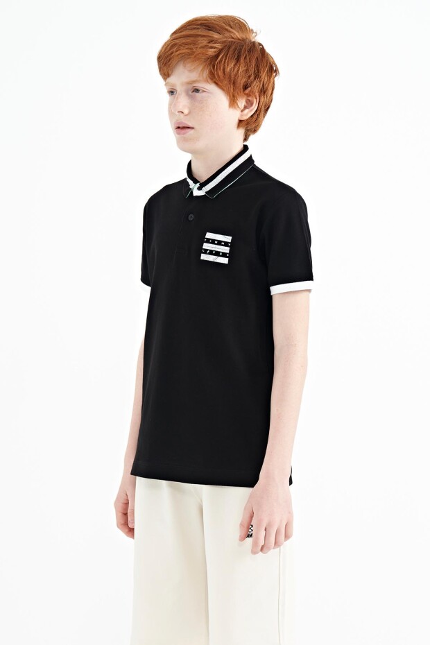 Siyah Yakası Renk Bloklu Baskı Detaylı Standart Kalıp Erkek Çocuk T-Shirt - 11111