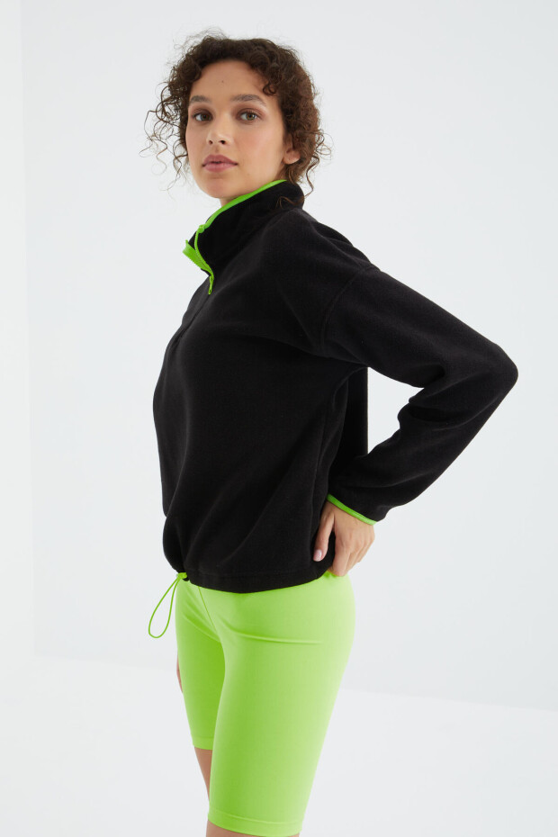 Siyah Yarım Fermuar Etek Ucu Büzgülü Dik Yaka Oversize Kadın Polar Sweatshirt - 97234