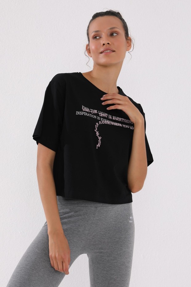 Siyah Yazı Baskılı Kısa O Yaka Kadın Oversize T-Shirt - 97135