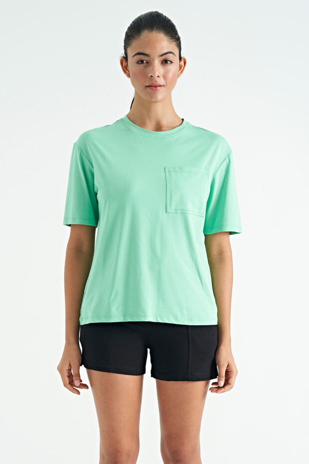 Su Yeşili Düşük Omuzlu Cep Detaylı Oversize Kadın T-Shirt - 02268
