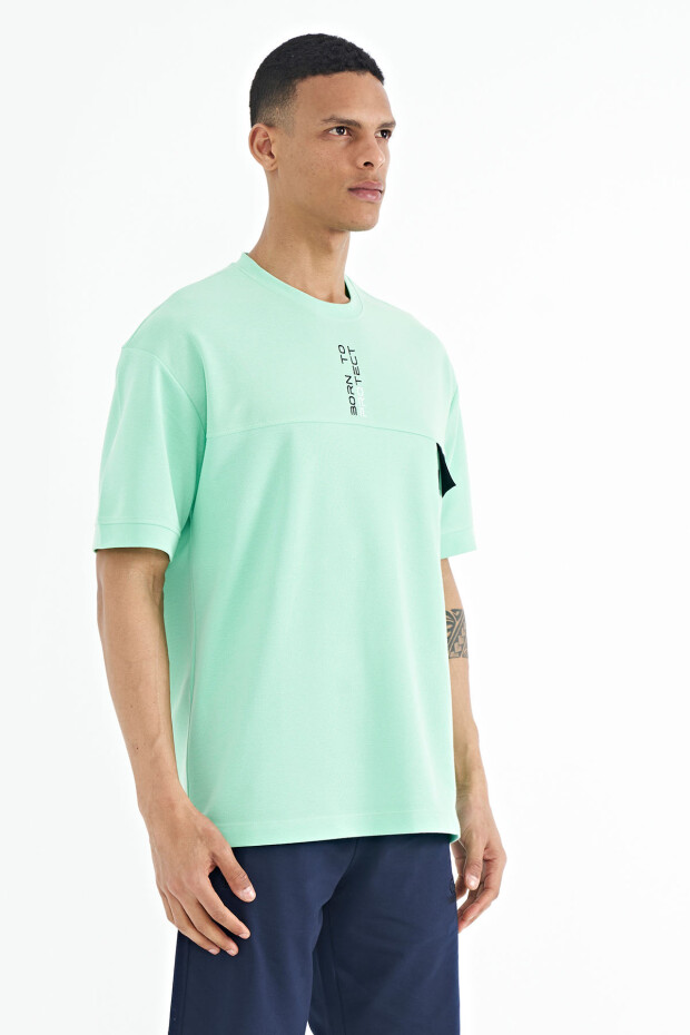 Su Yeşili Gizli Cep Detaylı Baskılı Oversize Erkek T-shirt - 88244