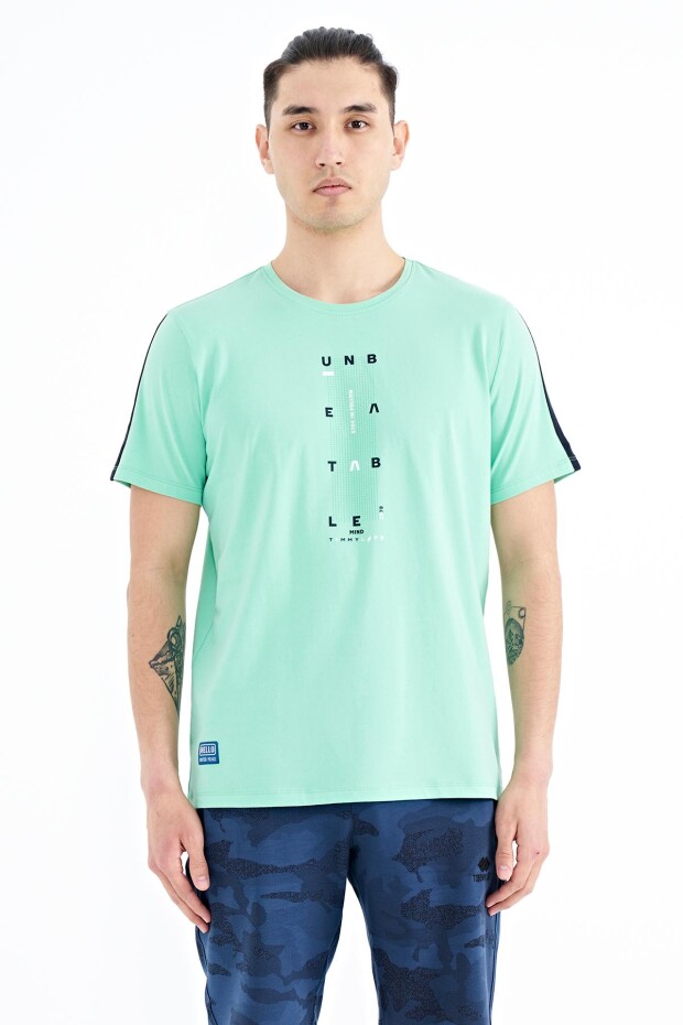 Su Yeşili Kol Şerit Detaylı O Yaka Standart Kalıp Erkek T-shirt - 88234