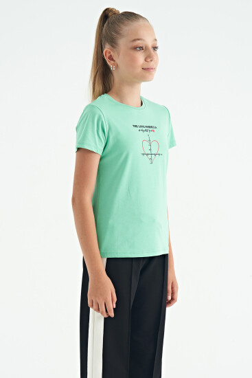 Su Yeşili O Yaka Baskı Detaylı Rahat Kalıp Kız Çocuk T-Shirt - 75129 - Thumbnail
