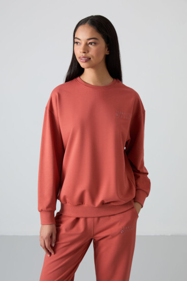 Tarçın Basic Pamuklu O Yaka Oversize Lastik Paça Kadın Eşofman Takım - 95287 - TOMMYLIFE (1)