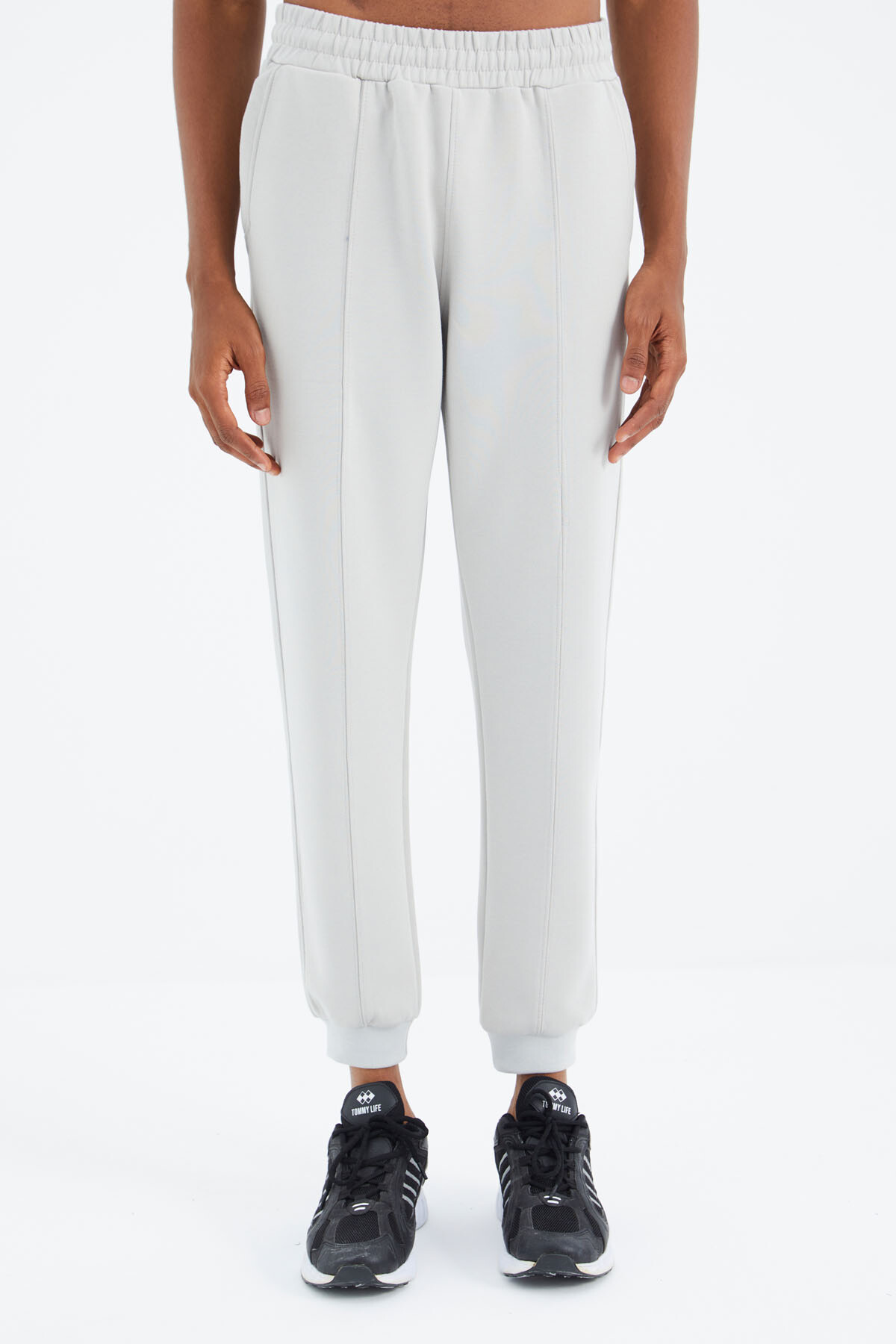 Taş Bağcıklı Ön Dikiş Detaylı Standart Kalıp Erkek Eşofman Alt - 84994 - TOMMYLIFE (1)