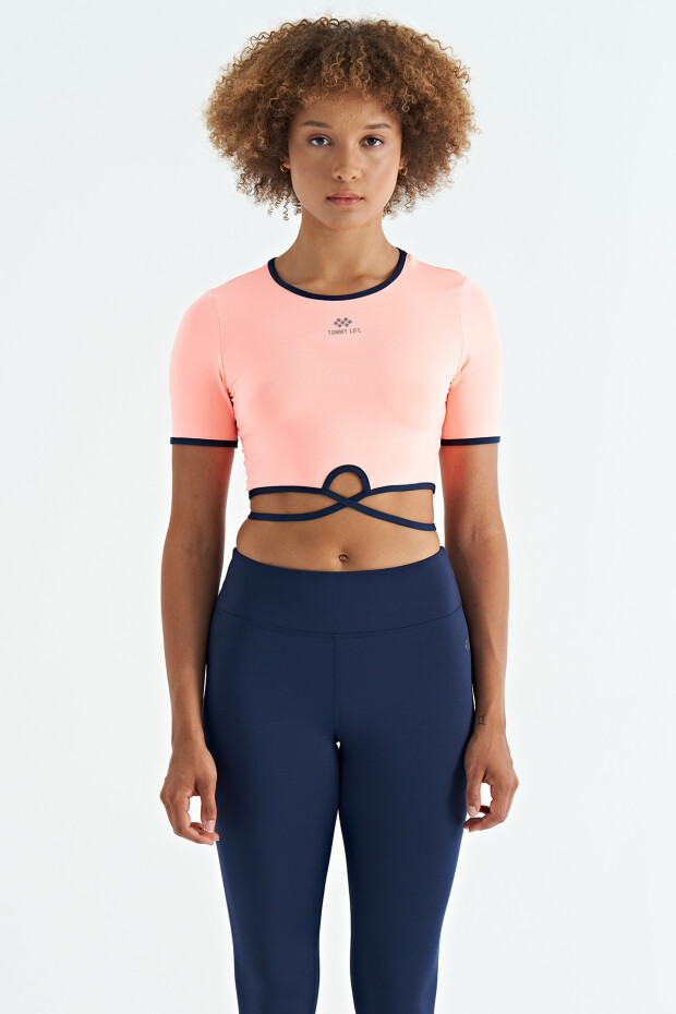 Yavruagzı Bel Bağlama Detaylı O Yaka Standart Kalıp Dalgıç Kumaş Kadın Crop T-Shirt - 97266 - 2
