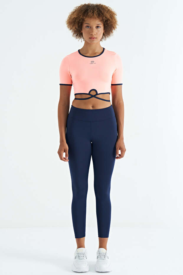 Yavruagzı Bel Bağlama Detaylı O Yaka Standart Kalıp Dalgıç Kumaş Kadın Crop T-Shirt - 97266 - 3