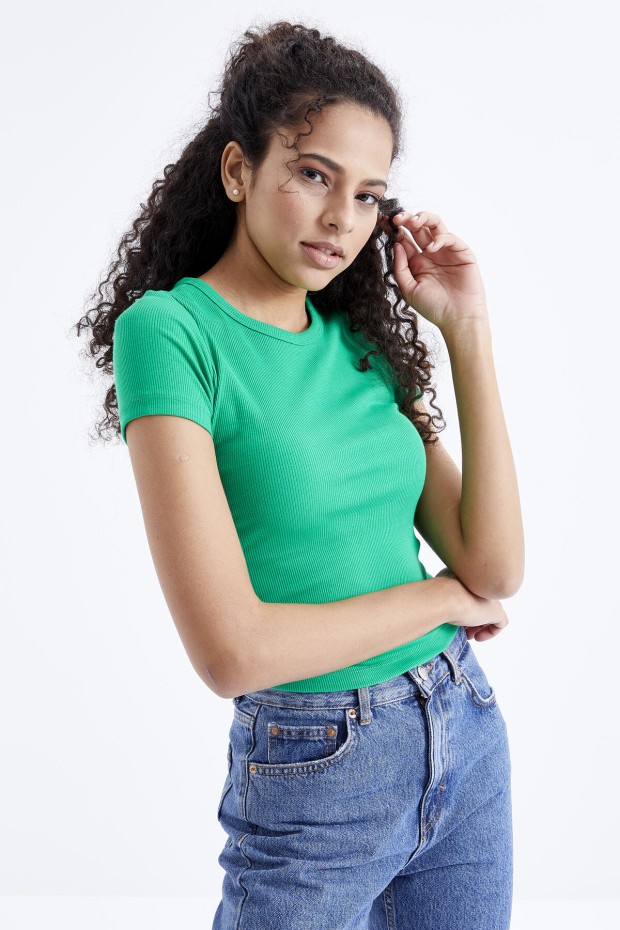 Yeşil Basic Kısa Kol O Yaka Kadın T-Shirt - 97202