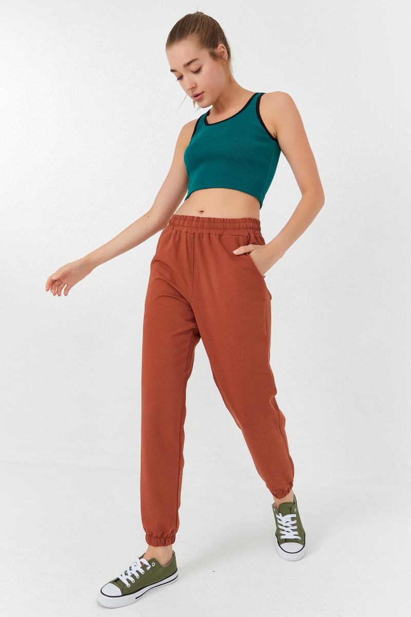 Yeşil Basic Sıfır Kol Dar Kalıp U Yaka Kadın Crop Top Atlet - 97160