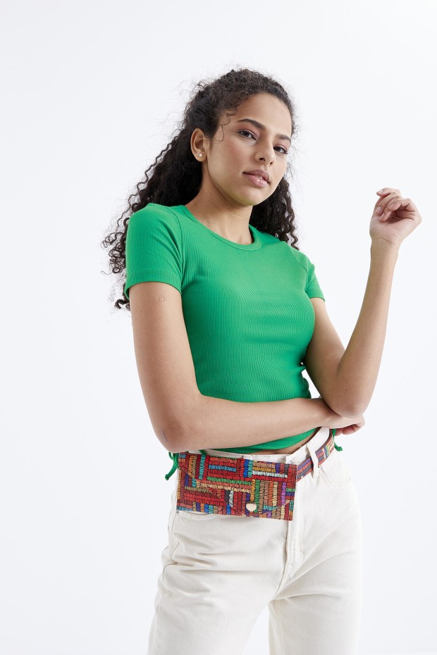Yeşil Basic Yanı Büzgülü O Yaka Kadın Crop Top T-Shirt - 97203