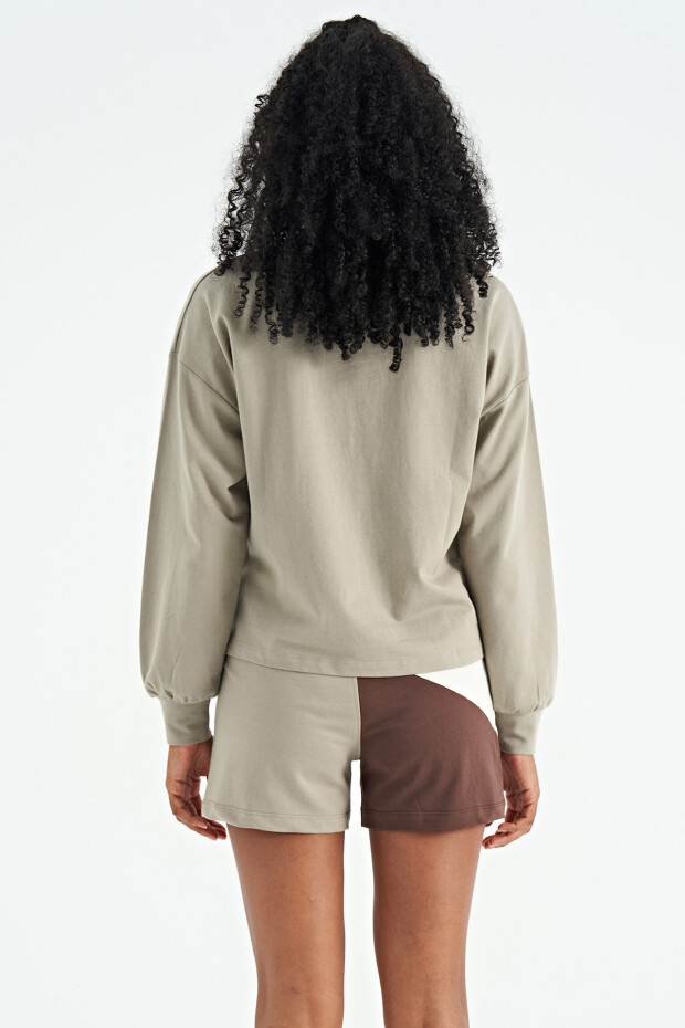 Zeytin Yeşil O Yaka Nakış Detaylı Crop Basic Kadın Sweatshirt - 02116