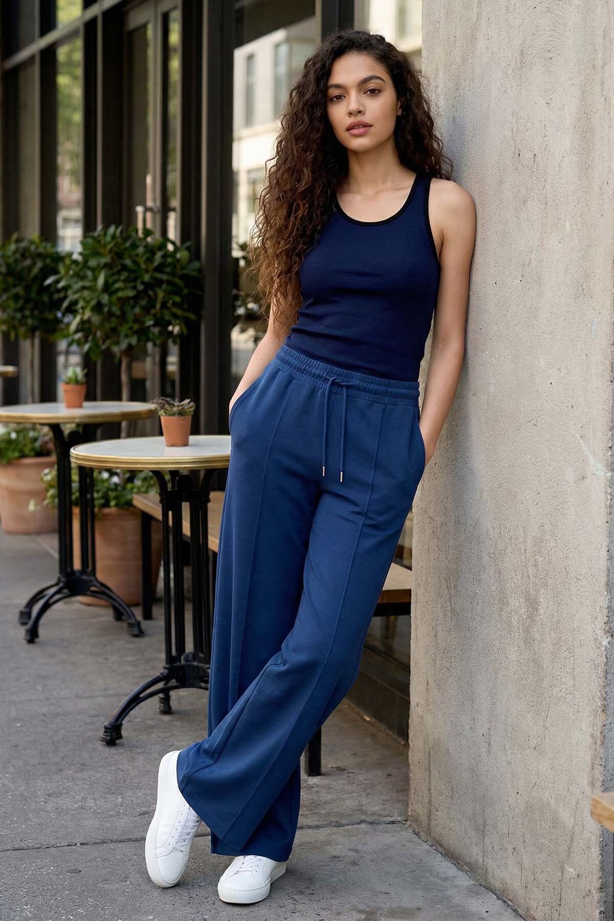 Parlament Yumuşak Dokulu Cepli Ön Dikiş Detaylı Kadın Palazzo Pantolon - 94670 - TOMMYLIFE