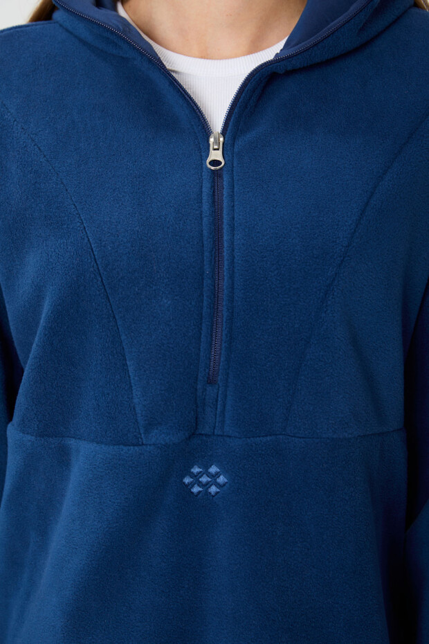 Parlament Kalın Yumuşak Dokulu Kapüşonlu Oversize Nakışlı Polar Kadın Sweatshirt -97286 - 3