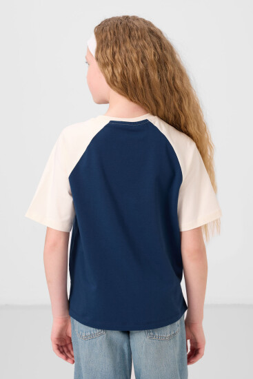 Parlament O Yaka Pamuklu Baskılı Oversize Fit Kız Çocuk T-Shirt - 75179 - Thumbnail