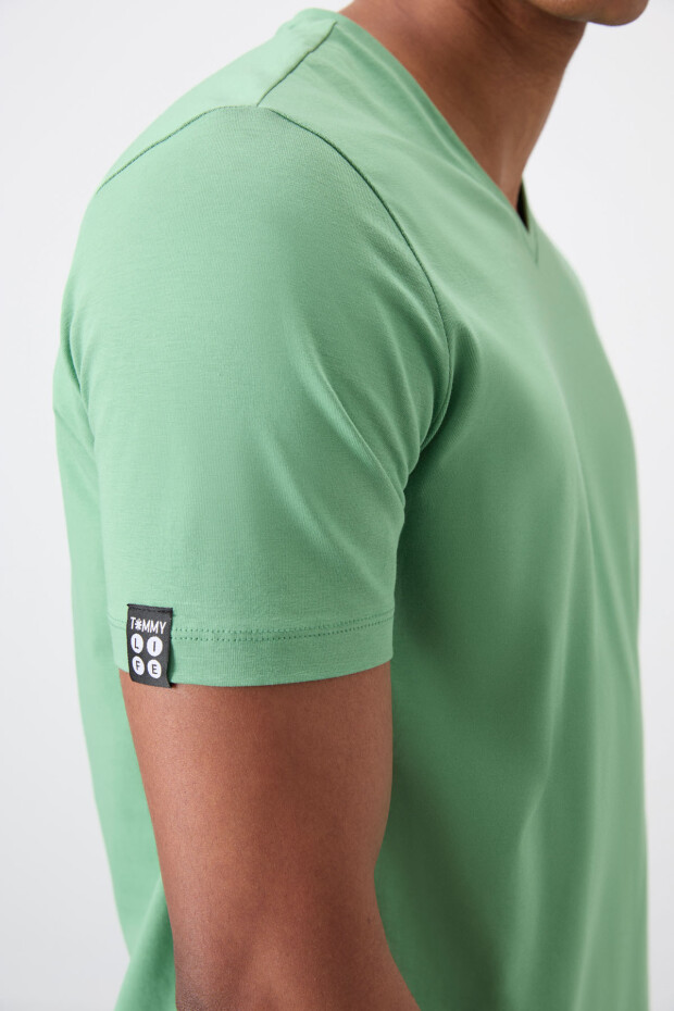 Pastel Yeşil Basic Kısa Kol Standart Kalıp V Yaka Erkek T-Shirt - 87912 - 3