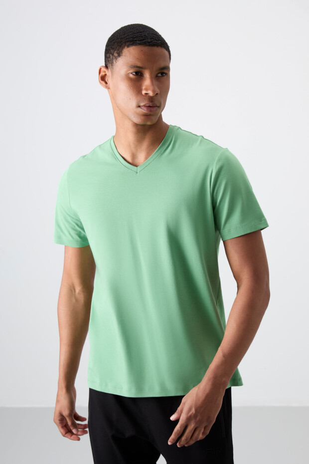Pastel Yeşil Basic Kısa Kol Standart Kalıp V Yaka Erkek T-Shirt - 87912 - 2