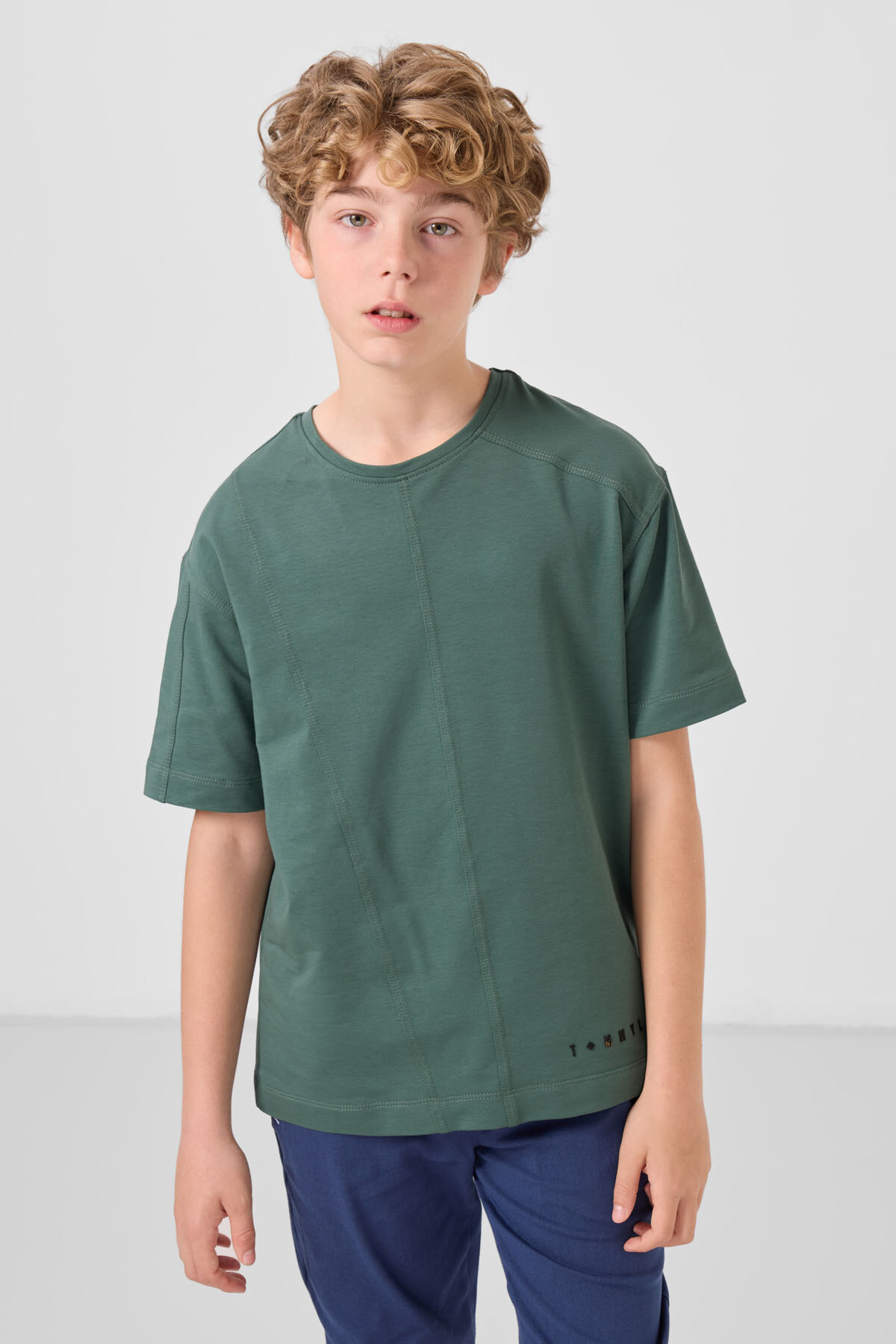 Basic Oversize O Yaka 2'li Paket Ekru-Açık Yeşil Erkek Çocuk T-Shirt - 11297 - TOMMYLIFE (1)