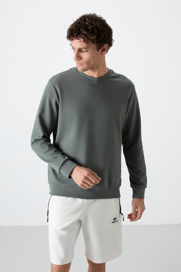 Standart Fit Basic O Yaka 3'lü Paket Siyah-Lacivert-Çağla Erkek Sweatshirt 88053 - 4