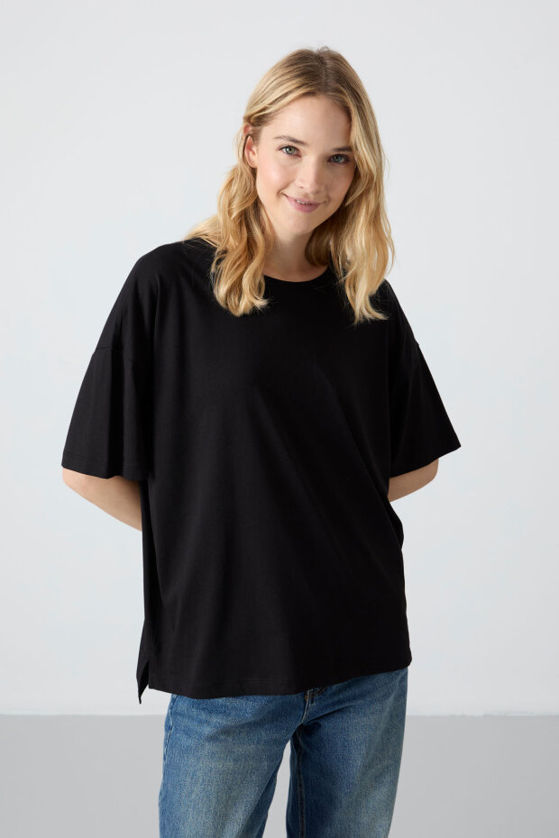 Oversize Fit Basic O Yaka 3'lü Paket Siyah-Beyaz-Açık Mavi Kadın T-Shirt 97285 - 5