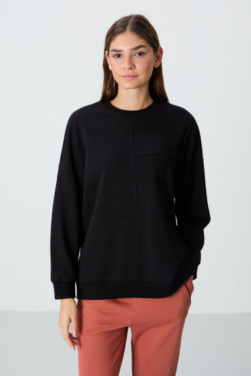 Siyah Kompakt Pamuklu Kalın Pürüzsüz Dokulu O Yaka Oversize Fit Kadın Sweatshirt - 97288 