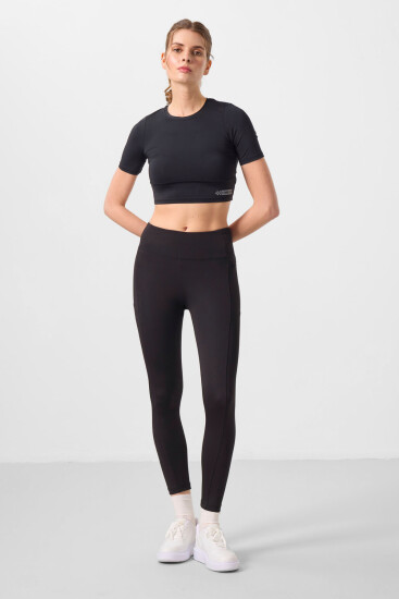 Siyah Esnek Standart Fit Performans Kadın Tayt - 94667 - TOMMYLIFE