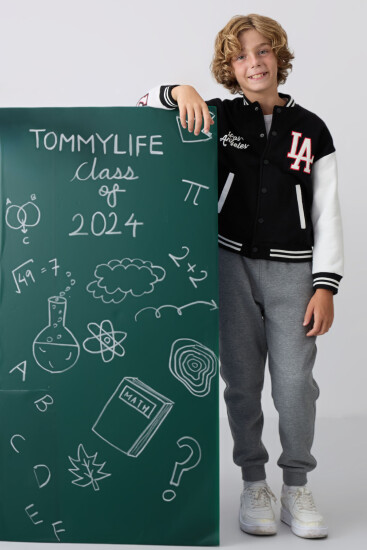 Siyah Pamuklu Kalın İçi Tüylü Yumuşak Dokulu Standart Fit Nakışlı Erkek Çocuk Kolej Ceket - 11258 - TOMMYLIFE (1)